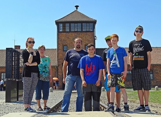 Mit Vergangenheit konfrontiert (Foto: Diakonieverbund Kyffhäuser) Mit Vergangenheit konfrontiert (Foto: Diakonieverbund Kyffhäuser)