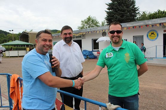 24-Stunden-Schwimmen gestartet (Foto: Karl-Heinz Herrmann)