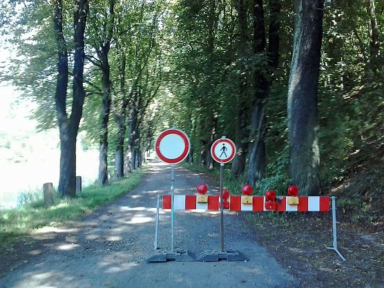 Gesperrte und unpassierbare Wanderwege (Foto: Karl-Heinz Herrmann)