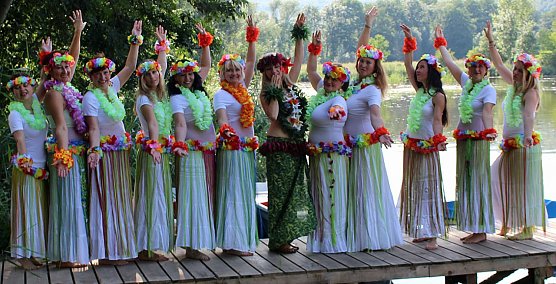 "KussKuss" am Bebraer Teich (Foto: Karl-Heinz Herrmann)