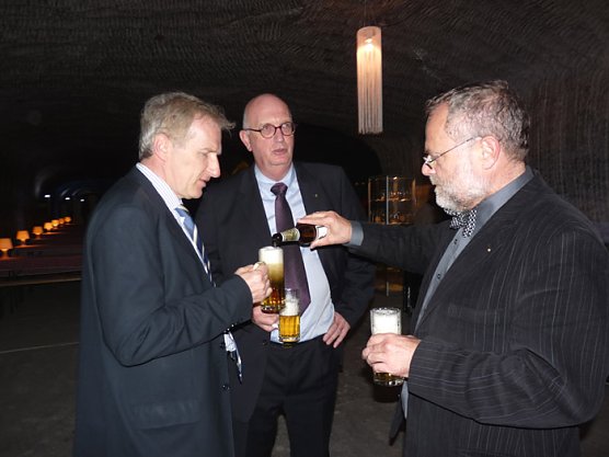 Erweiterung Steinsazproduktion (Foto: Karl-Heinz Herrmann) Erweiterung Steinsazproduktion (Foto: Karl-Heinz Herrmann)