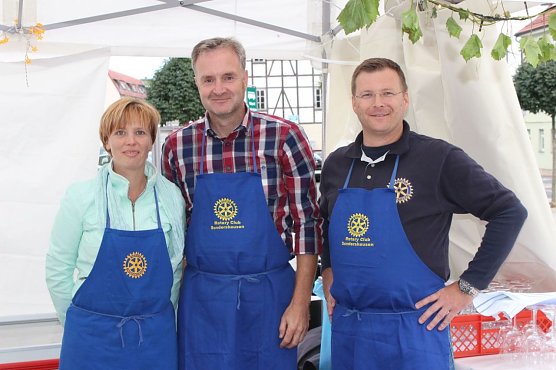 Vom 2. Tag des Weinfests (2) (Foto: Karl-Heinz Herrmann)