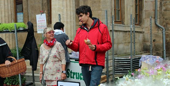 Pflanzenmarkt gestartet (Foto: Karl-Heinz Herrmann)
