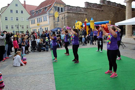 Buntes Familienfest (Foto: Karl-Heinz Herrmann)