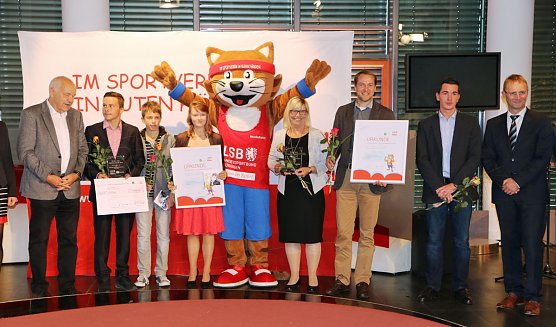 Thüringer Kinder- und Jugendsport-Preis 2015 (Foto: Thüringer Landessportbund) Thüringer Kinder- und Jugendsport-Preis 2015 (Foto: Thüringer Landessportbund)