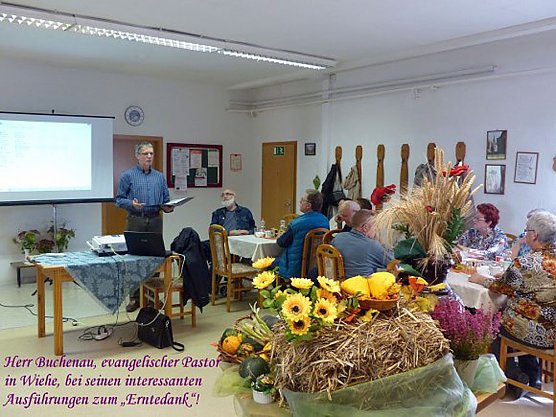 Verbandsnachmittag im Zeichen des Erntedank (Foto: W.J. Träger) Verbandsnachmittag im Zeichen des Erntedank (Foto: W.J. Träger)