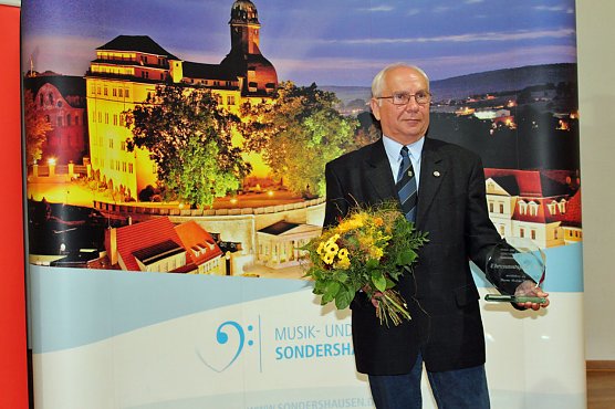 Ehrenamtler vorgestellt (1) (Foto: Karl-Heinz Herrmann) Ehrenamtler vorgestellt (1) (Foto: Karl-Heinz Herrmann)