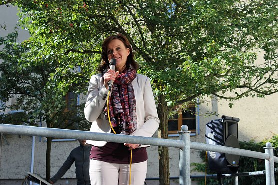 Landratsamt stand offen (Foto: Karl-Heinz Herrmann) Landratsamt stand offen (Foto: Karl-Heinz Herrmann)