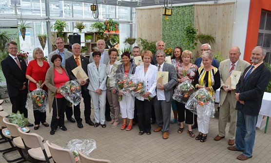 Als besondere Ehrung ins Goldene Ehrenbuch eingetragen. (Foto: Peter Salden)