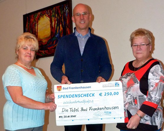 Finanzielle Unterstützung für die Kindertafel (Foto: Peter Möbius) Finanzielle Unterstützung für die Kindertafel (Foto: Peter Möbius)