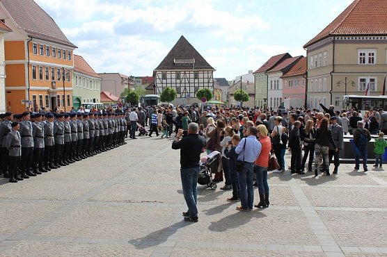 Marktplatz gesperrt (Foto: Karl-Heinz Herrmann) Marktplatz gesperrt (Foto: Karl-Heinz Herrmann)