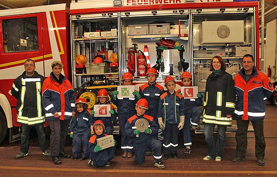 Leistungsabzeichen der Th&uuml;ringer Jugendfeuerwehr abgelegt (Foto: Karl-Heinz Herrmann)