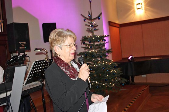 Senioren feierten schon mal Weihnacht (Foto: Karl-Heinz Herrmann) Senioren feierten schon mal Weihnacht (Foto: Karl-Heinz Herrmann)