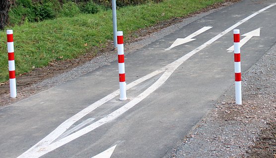Radfahrer m&uuml;ssen sich noch gedulden (Foto: Karl-Heinz Herrmann)