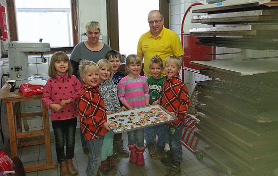 Großes Dankeschön an Bäckerei Hartmann (Foto: Privat) Großes Dankeschön an Bäckerei Hartmann (Foto: Privat)