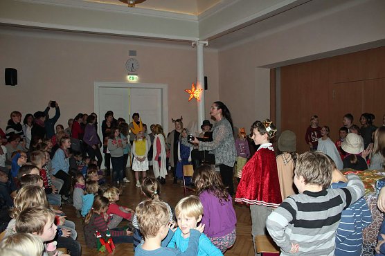 Der Weihnachtsstern (Foto: Karl-Heinz Herrmann) Der Weihnachtsstern (Foto: Karl-Heinz Herrmann)