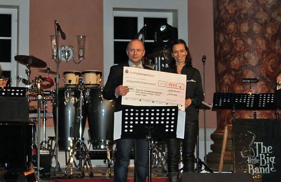 Mit tollem Swing in die Weihnachtszeit (Foto: Karl-Heinz Herrmann) Mit tollem Swing in die Weihnachtszeit (Foto: Karl-Heinz Herrmann)