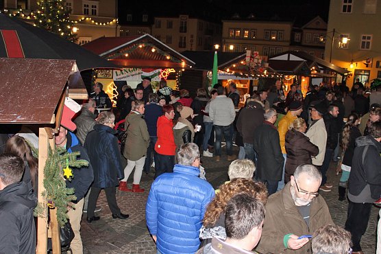 Sondersh&auml;user Weihnachtsmarkt war erfolgreich (Foto: Karl-Heinz Herrmann)