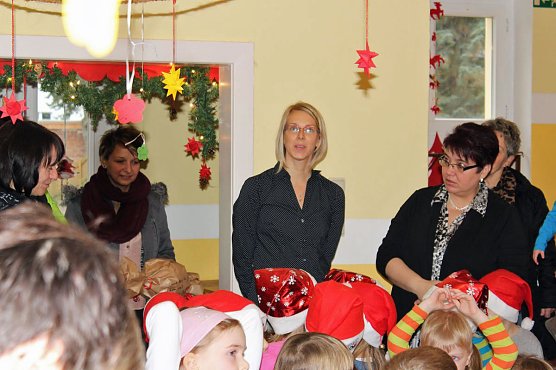 Zum 60. Spielgeräte und eine Torte (Foto: Karl-Heinz Herrmann) Zum 60. Spielgeräte und eine Torte (Foto: Karl-Heinz Herrmann)