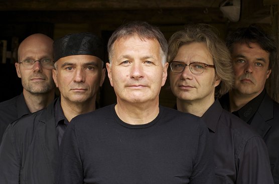 R&uuml;hmann singt Wenzel (Foto: Frank Ludwig)