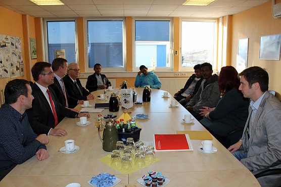 Fl&uuml;chtlinge lehnten Ausbildungsvertrag ab (Foto: Karl-Heinz Herrmann)