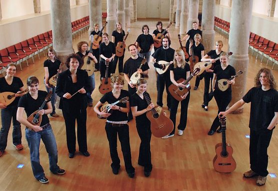Orchester spielt in Sondershausen (Foto: Agentur)