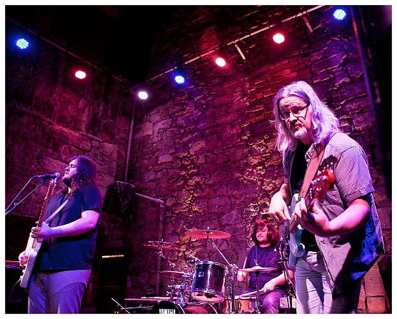 Moderner Blues-Rock aus Schottland (Foto: Cat & die Band)