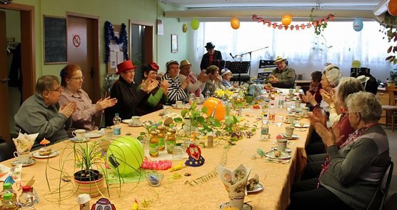 Im Verband gefeiert (Foto: Karl-Heinz Herrmann) Im Verband gefeiert (Foto: Karl-Heinz Herrmann)