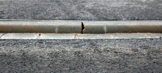 Radweg auch f&uuml;r Radfahrer? (Foto: Karl-Heinz Herrmann)