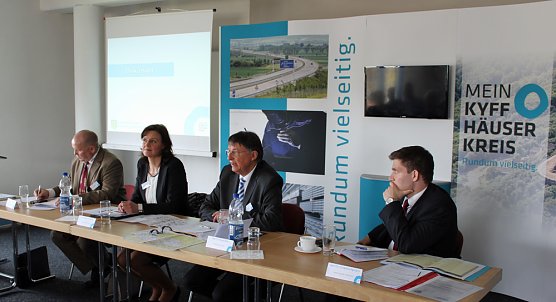 Erstes Fazit bei der Infrastrukturkonferenz  (Foto: Karl-Heinz Herrmann)