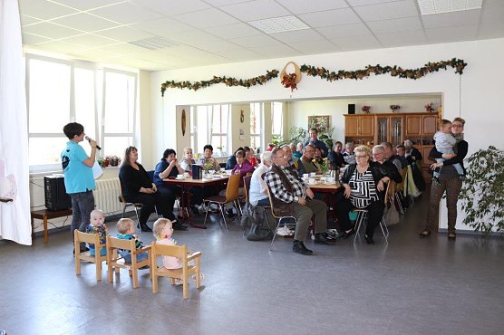 Kita Arche Noah Gro&szlig;furra feierte Oma & Opa Tag (Foto: Kita Arche Noah)