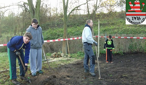 Der VfB Oldisleben putzt sich! (Foto: VfB Oldisleben) Der VfB Oldisleben putzt sich! (Foto: VfB Oldisleben)