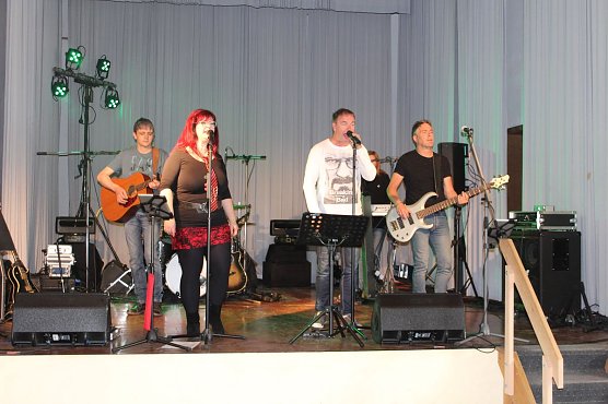 Gro&szlig;es Pfingstfest im Ferienpark Feuerkuppe (Foto: Karl-Heinz Herrmann)
