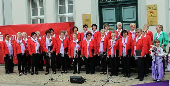 24. Fliederfest er&ouml;ffnet (Foto: Karl-Heinz Herrmann)