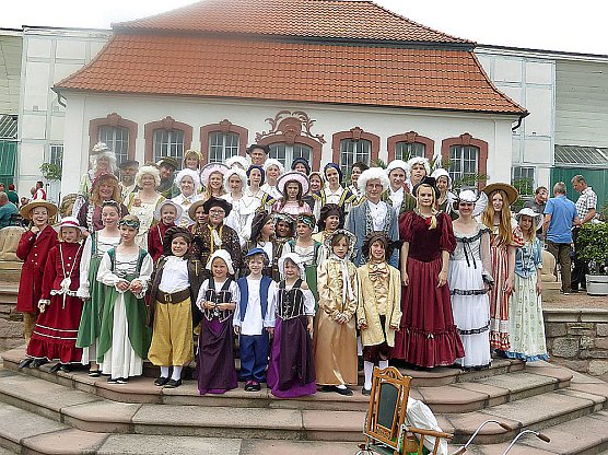 Beim Orangeriefest Bendeleben (Foto: J&uuml;rgen Kieper)