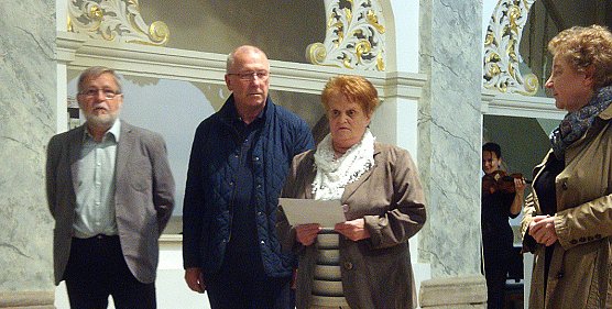 Spenden&uuml;bergabe f&uuml;r die Gro&szlig;e-Strobel-Orgel (Foto: Peter Zimmer)
