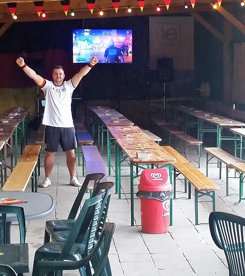 Es ist angerichtet (Foto: FFW Bebra) Es ist angerichtet (Foto: FFW Bebra)