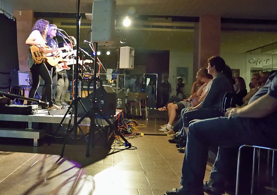 Zum Konzert von Lynne Hanson & Band aus Kanada (Foto: Fred B&ouml;hme)