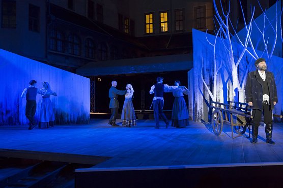 Bequem zu den Schlossfestspielen (Foto: T. Graner)