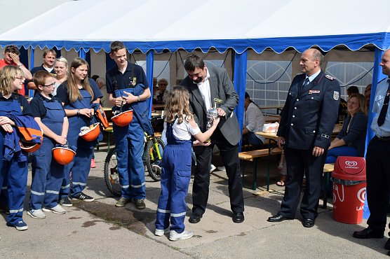 Unwettereinsatz auf Feuerwehrfest in Bebra (Foto: Marcus Weise) Unwettereinsatz auf Feuerwehrfest in Bebra (Foto: Marcus Weise)