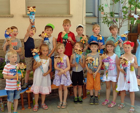 Nun sagen wir Auf Wiedersehen (Foto: Kindervilla Bad Frankenhausen) Nun sagen wir Auf Wiedersehen (Foto: Kindervilla Bad Frankenhausen)