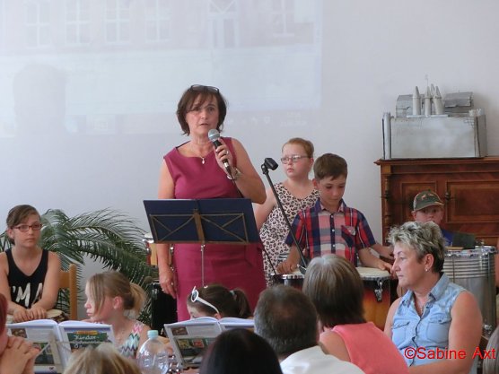 Abschlussfeier der Viertkl&auml;ssler der Kyffh&auml;userlandgrundschule (Foto: Sabine Axt)