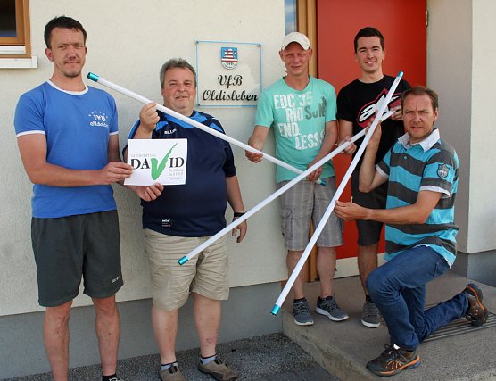 LED-Technik f&uuml;r die Umwelt und den Sportverein (Foto: VfB Oldisleben)