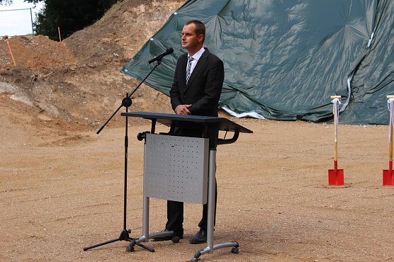 Spatenstich f&uuml;r Geo-Informationszentrum (Foto: Karl-Heinz Herrmann)