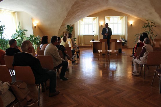 Rathaus vor der Sanierung (Foto: Karl-Heinz Herrmann)