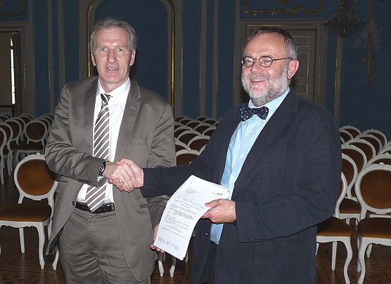 Fördermittel für Unstrut-Radweg (Foto: Karl-Heinz Herrmann) Fördermittel für Unstrut-Radweg (Foto: Karl-Heinz Herrmann)