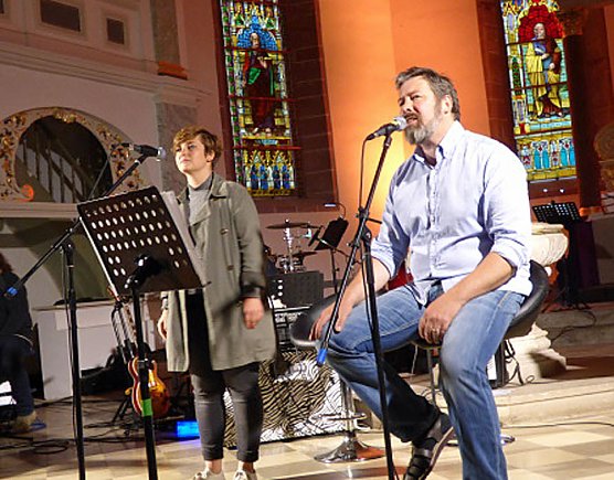 Top-Rockmusik in Bad Frankenhausen (Foto: Peter M&ouml;bius)