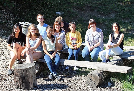 Internationales Workcamp auf der Feuerkuppe (Foto: Karl-Heinz Herrmann) Internationales Workcamp auf der Feuerkuppe (Foto: Karl-Heinz Herrmann)