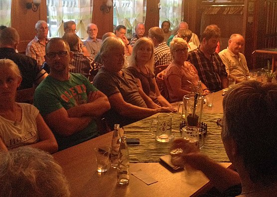 Gemeinsam für die Ortsumfahrung (Foto: Thomas Füh) Gemeinsam für die Ortsumfahrung (Foto: Thomas Füh)