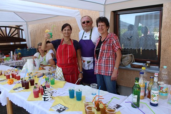 Traumwetter zum Sommerfest (Foto: Karl-Heinz Herrmann) Traumwetter zum Sommerfest (Foto: Karl-Heinz Herrmann)